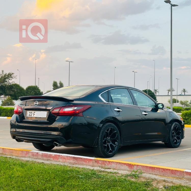 Nissan Altima